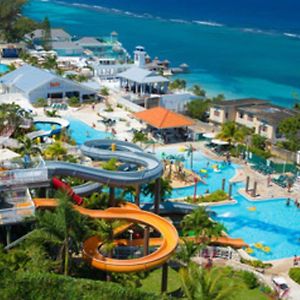 Beaches Ocho Rios